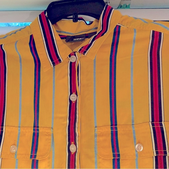 LizWear Rainbow Bold Stripe Shirt, Size Medium - Picture 3 of 4